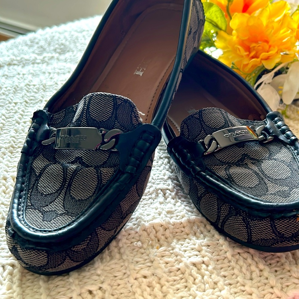 Like new Coach loafers